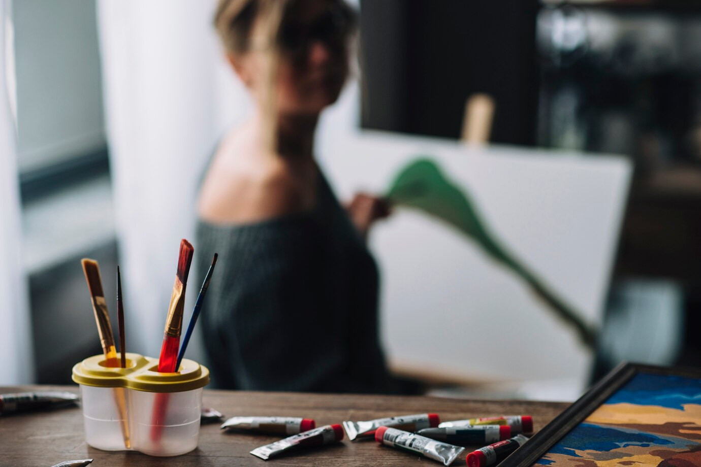 Empowering Artists Through Education and Workshops on the ART Platform